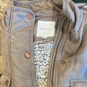 NWOT Thread & Supply quilted fleece lined jacket size medium
